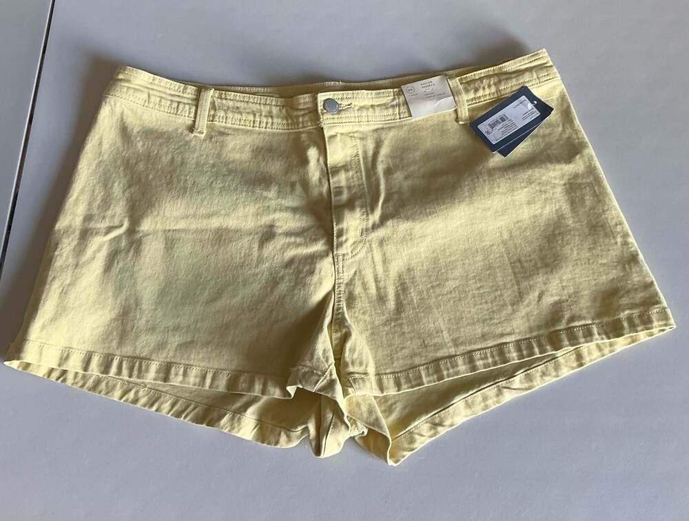 Universal Thread Women's Yellow High Rise Sailor Denim Shorts Size 20